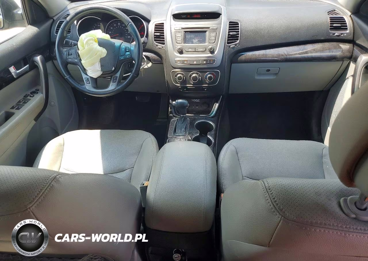 2015 Kia Sorento Lx VIN:5XYKTCA6XFG655743 - 8