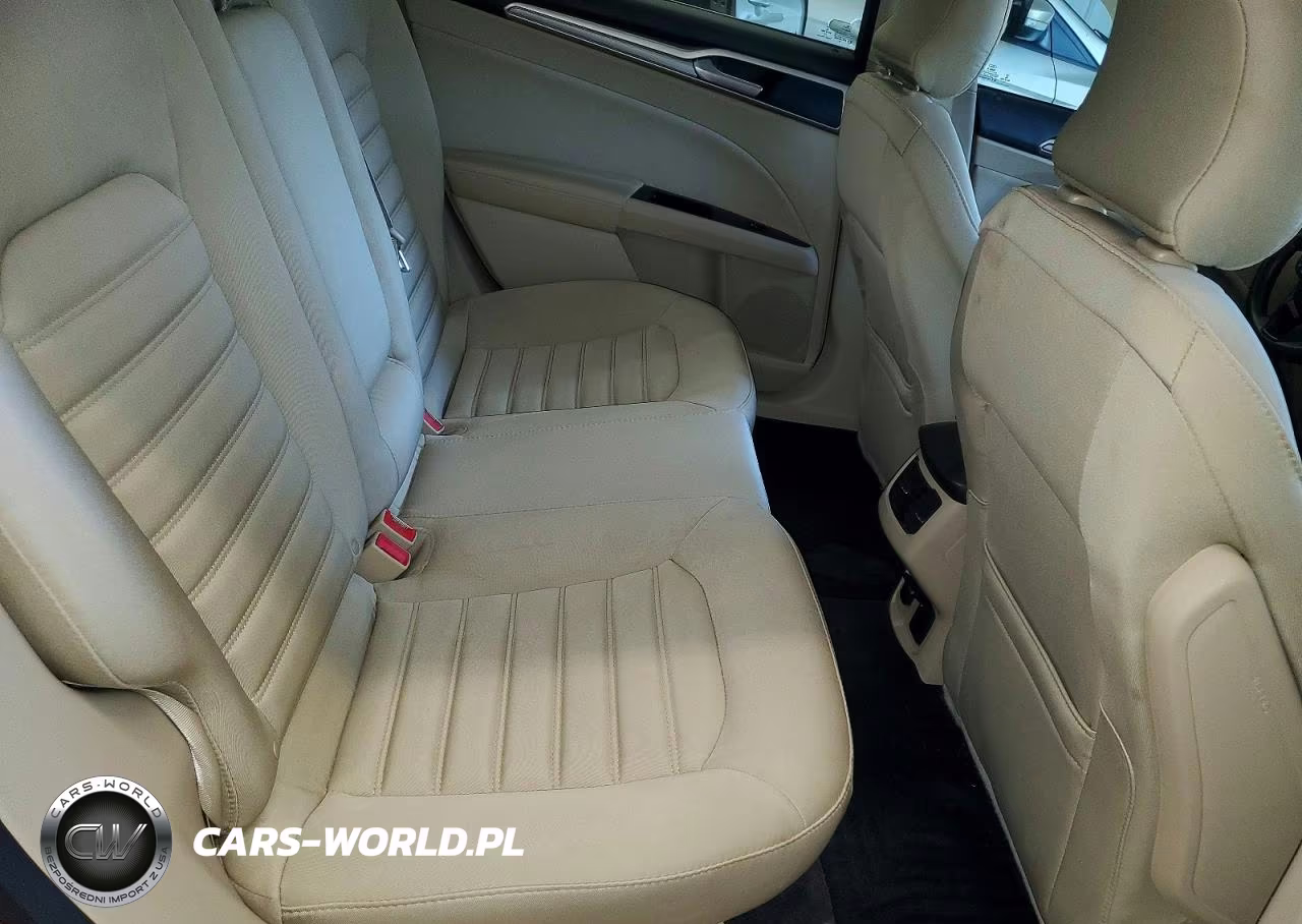 2015 Ford Fusion Se Hybrid VIN:3FA6P0LU1FR204230 - 10