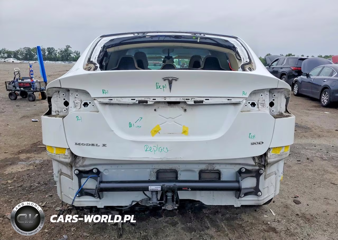 2017 Tesla Model X VIN:5YJXCDE25HF044418 - 6
