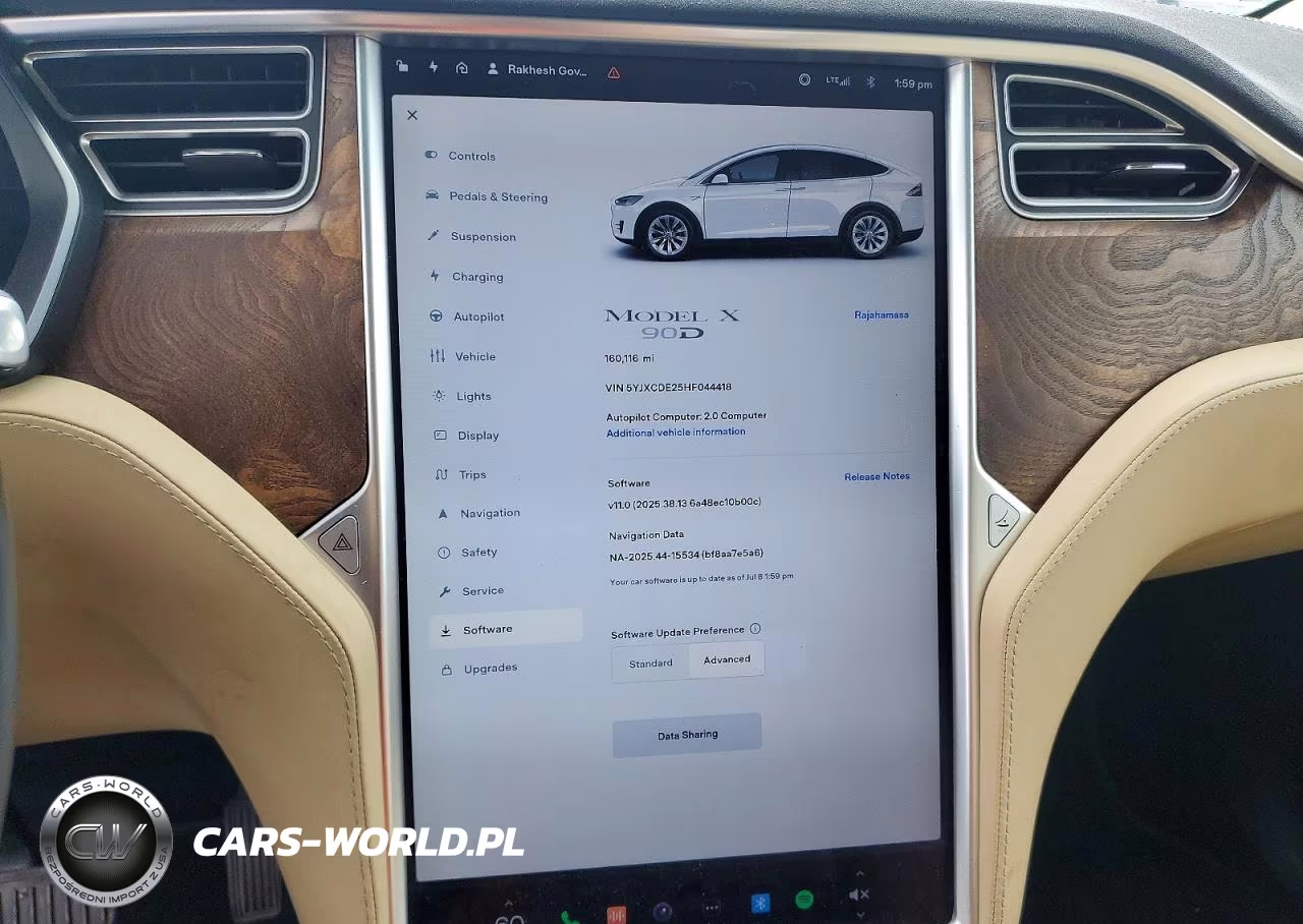 2017 Tesla Model X VIN:5YJXCDE25HF044418 - 9