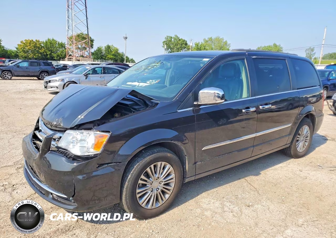 2015 Chrysler Town & Country Touring L – zdjęcie 1 z 13