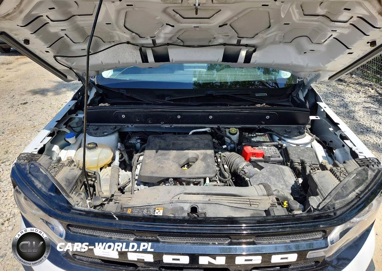 2021 Ford Bronco Sport Outer Banks VIN:3FMCR9C69MRA61453 - 12