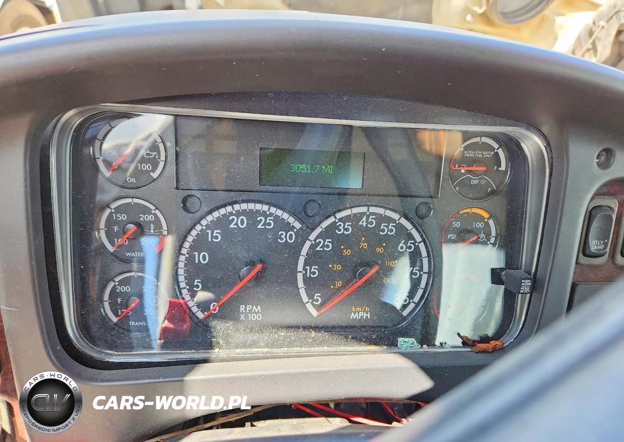 2012 Freightliner Business Class M2 Water Truck VIN:1FVACXDTXCHBJ7929 - 9