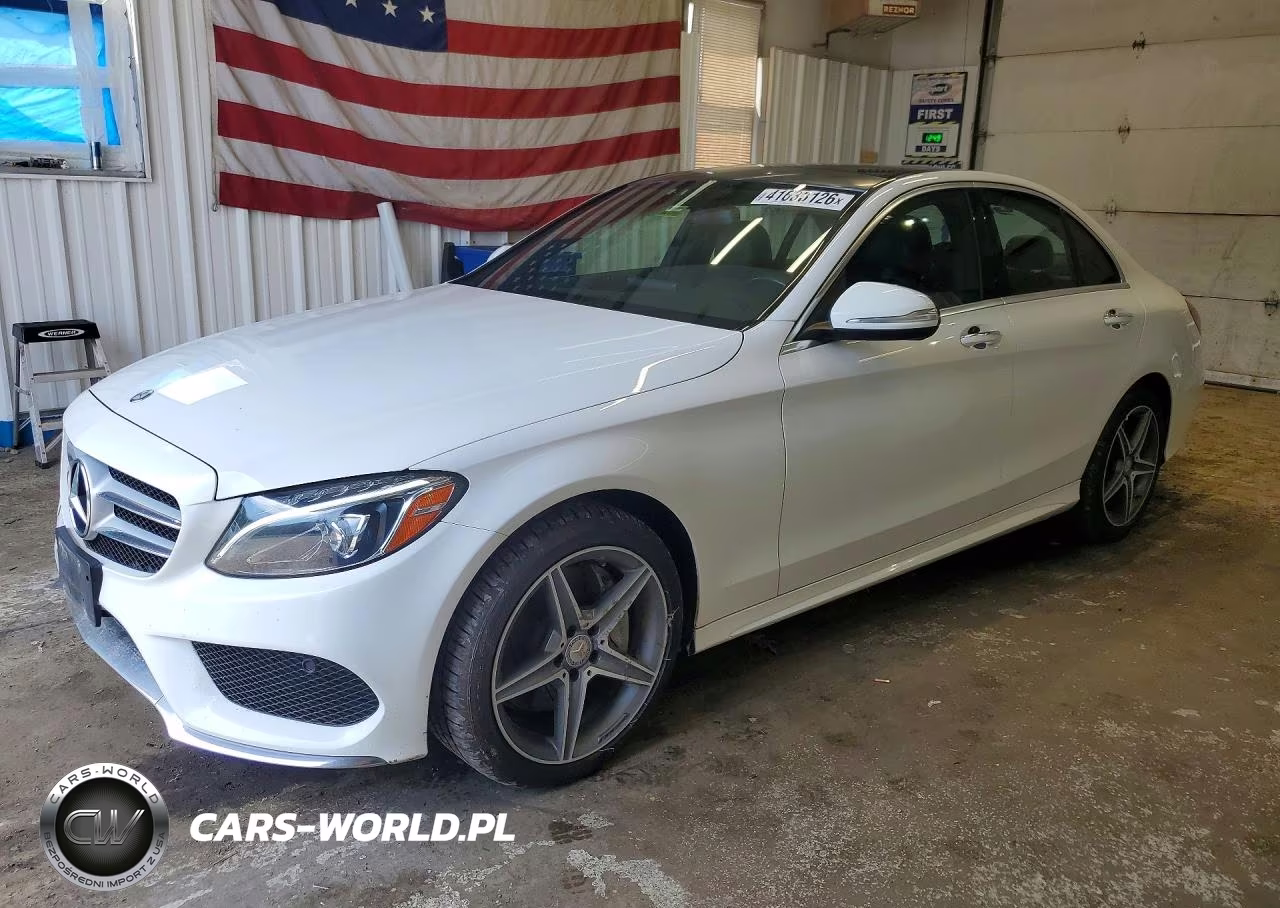 2015 Mercedes-Benz C 300 4Matic – zdjęcie 1 z 12
