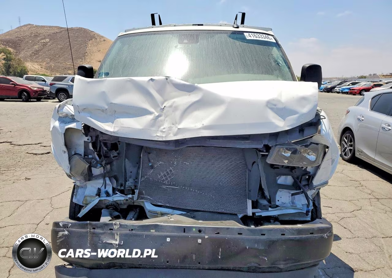 2025 Chevrolet Express G2500 VIN:1GCWGAFP7S1113098 - 5
