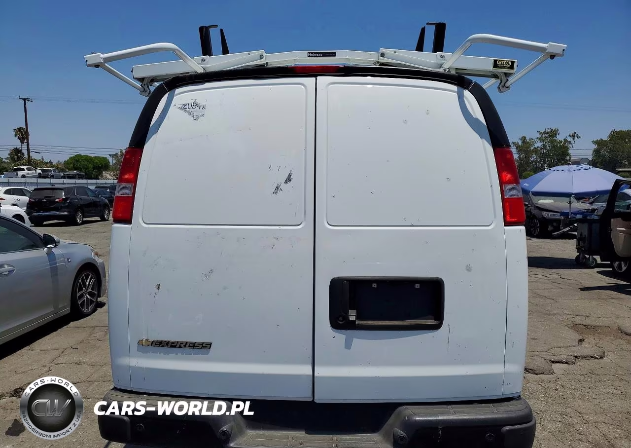 2025 Chevrolet Express G2500 VIN:1GCWGAFP7S1113098 - 6