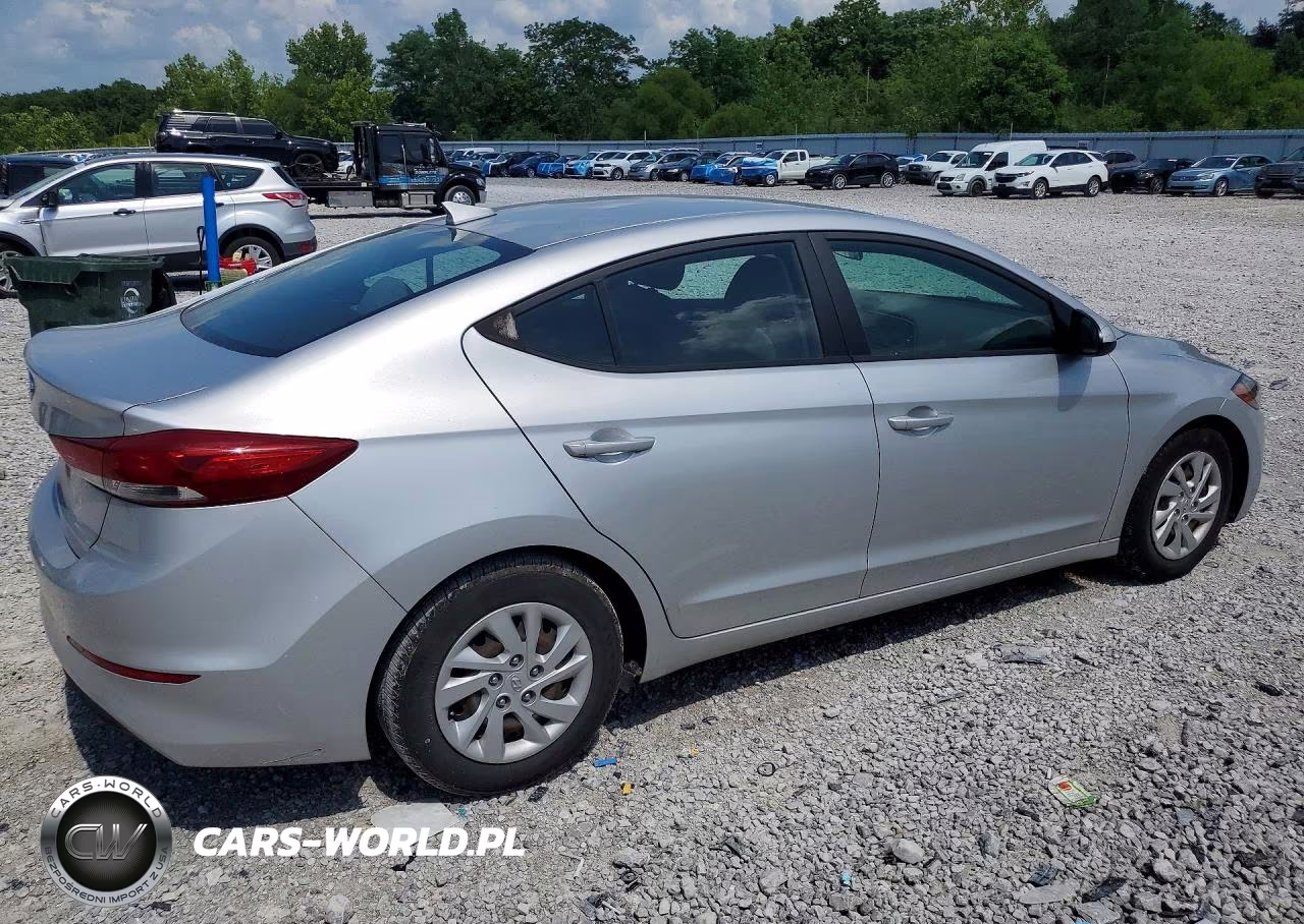 2017 Hyundai Elantra Se VIN:5NPD74LF2HH198695 - 3
