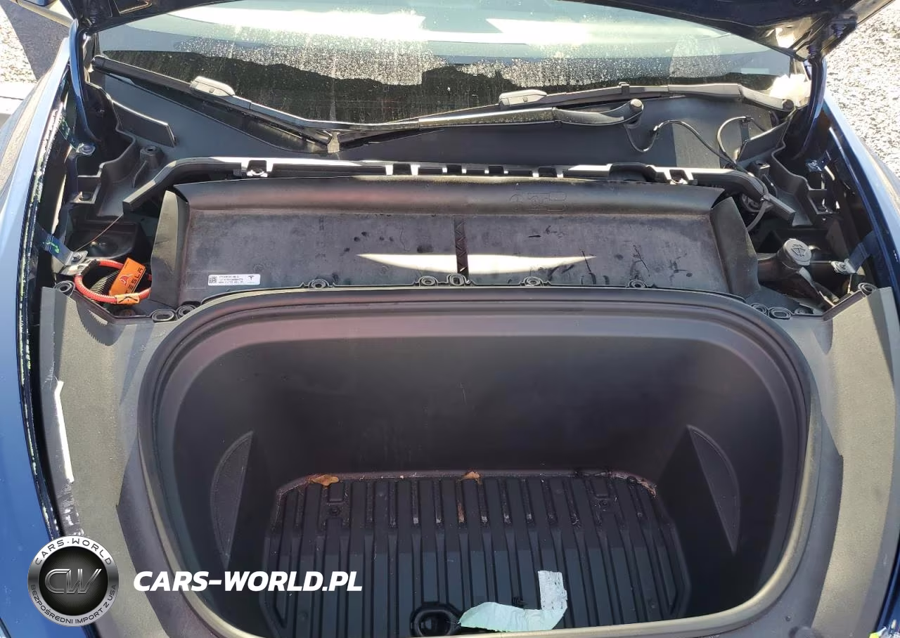 2021 Tesla Model Y VIN:5YJYGDEE2MF300253 - 11
