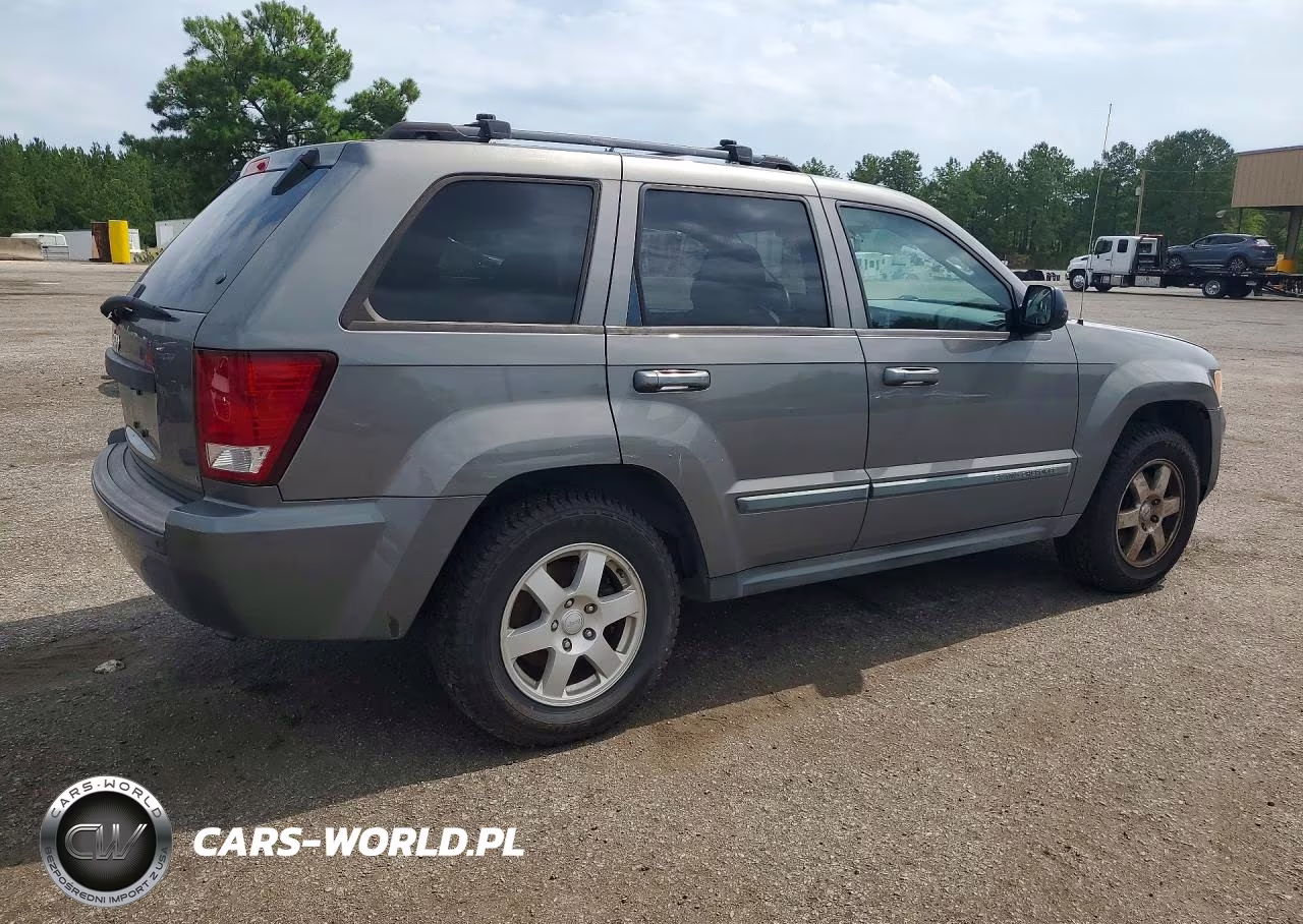 2008 Jeep Grand Cherokee Laredo VIN:1J8GR48K28C171921 - 3