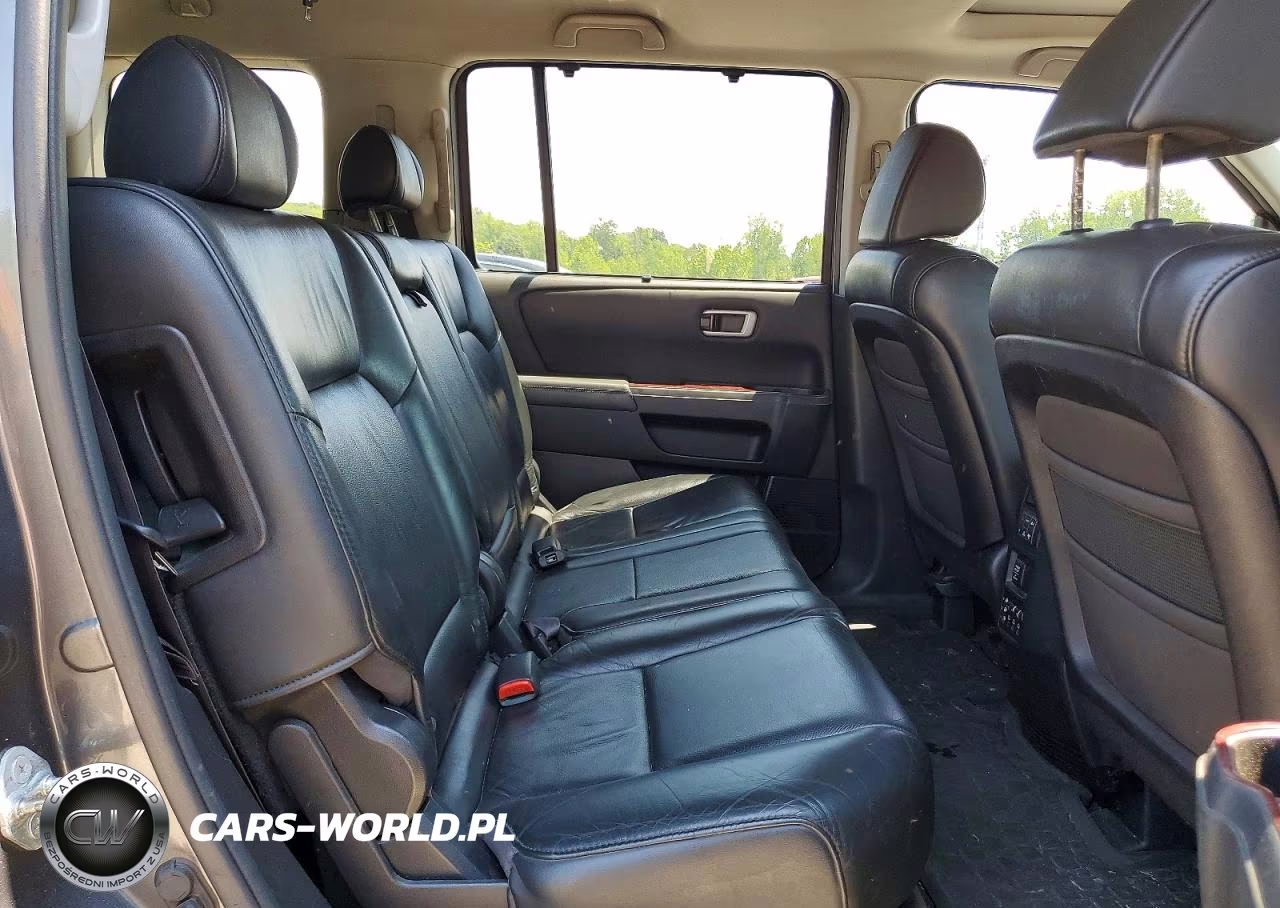 2011 Honda Pilot Touring VIN:5FNYF4H92BB064265 - 11