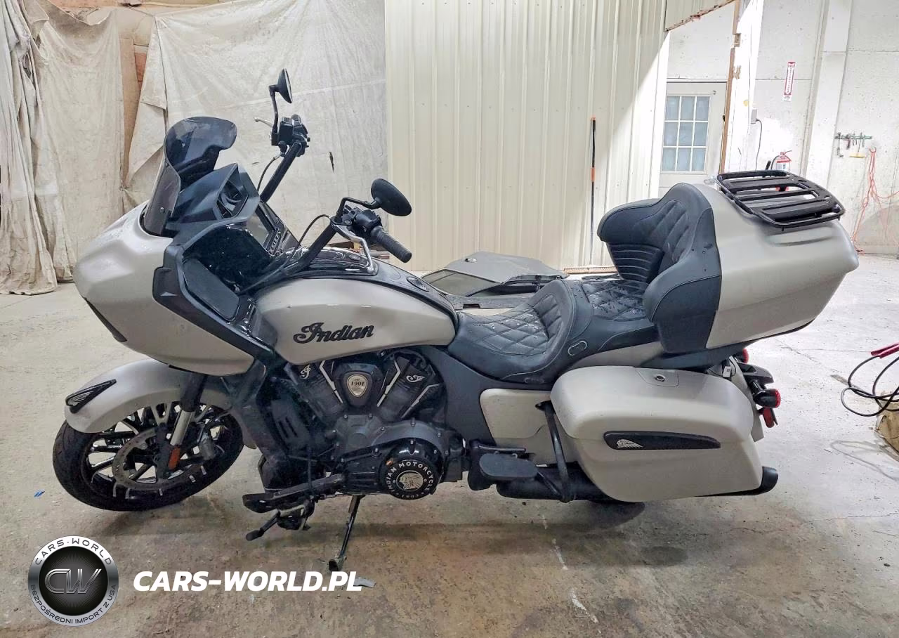 2023 Indian Motorcycle Co. Pursuit Dark Horse With Premium Packag VIN:56KLDFRR8P3421134 - 3