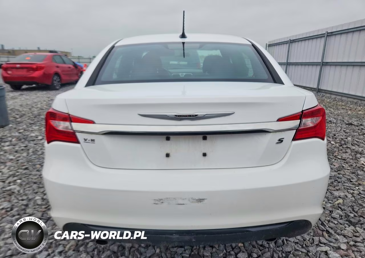 2013 Chrysler 200 Touring VIN:1C3CCBBG3DN738253 - 5