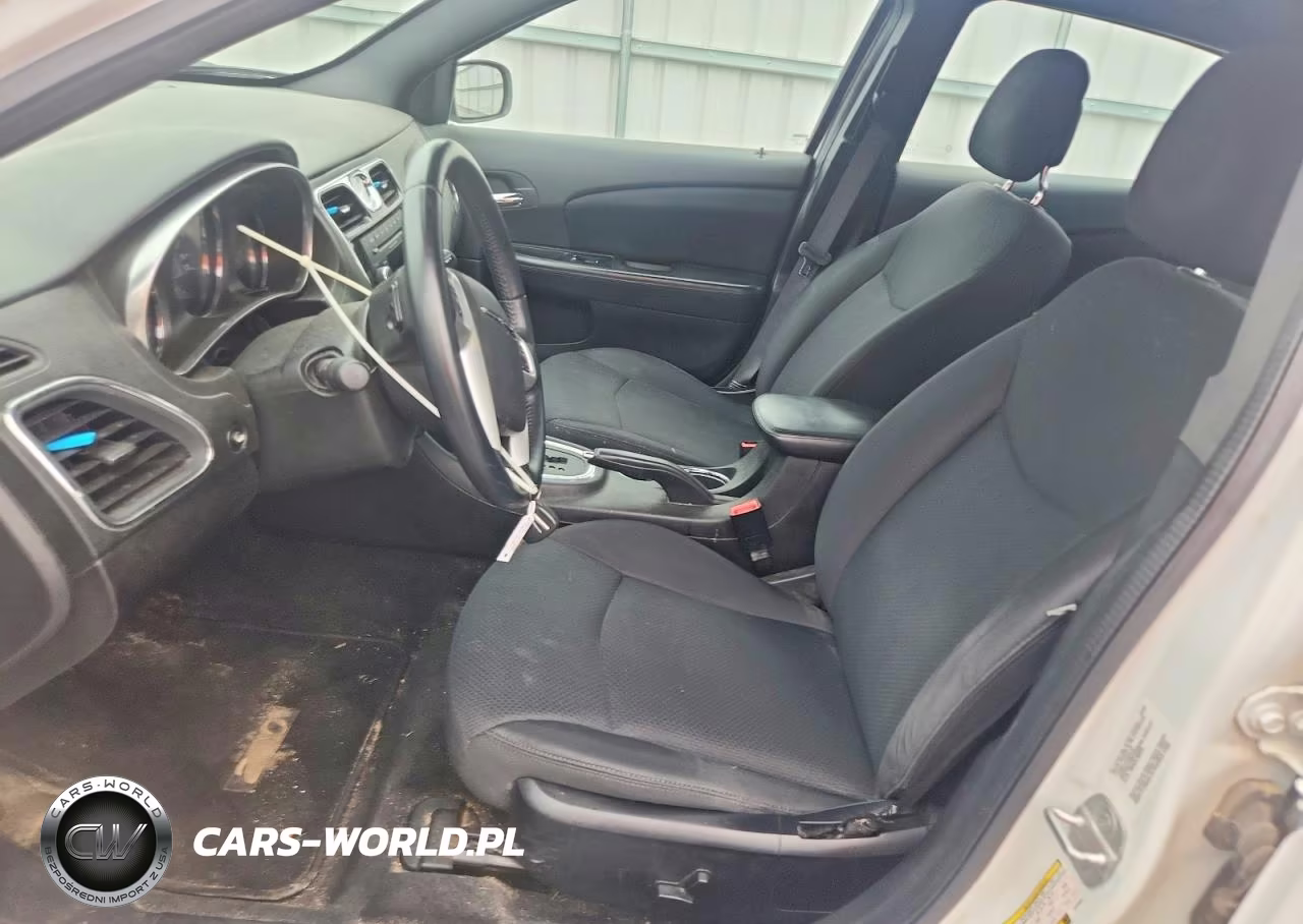 2013 Chrysler 200 Touring VIN:1C3CCBBG3DN738253 - 6