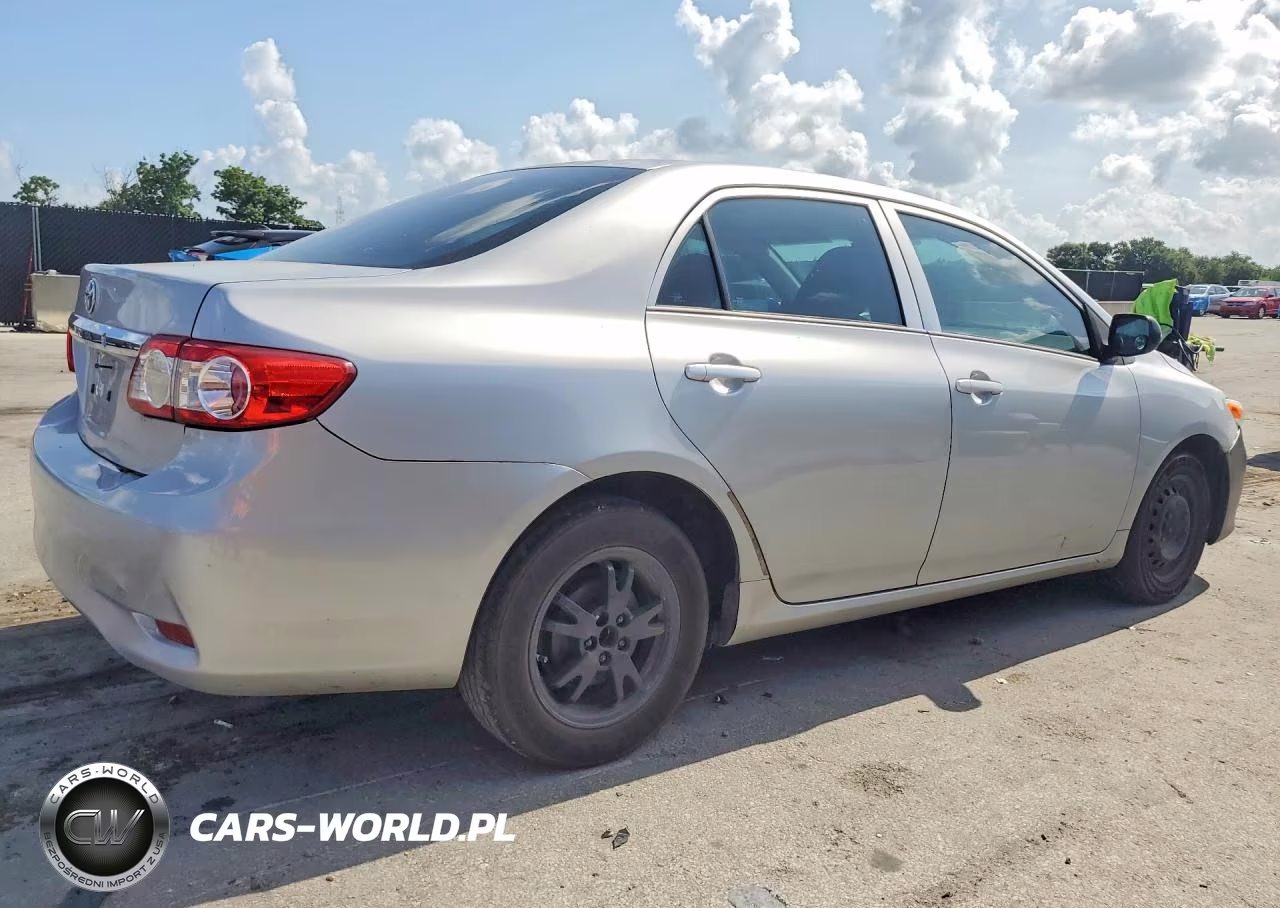 2013 Toyota Corolla L VIN:2T1BU4EE9DC965802 - 3
