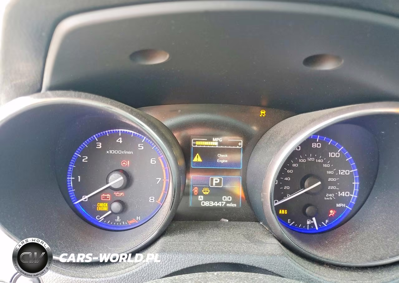 2015 Subaru Outback 2.5I Limited VIN:4S4BSBLCXF3232211 - 9