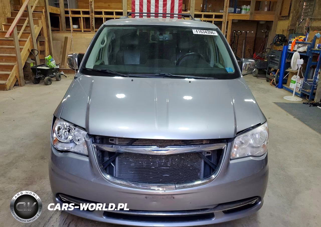 2014 Chrysler Town & Country Touring L VIN:2C4RC1CG5ER304337 - 5