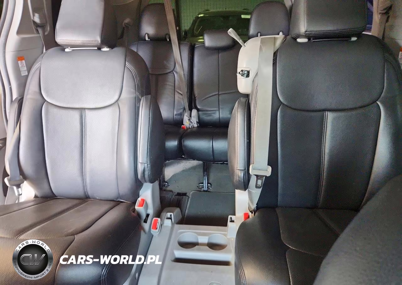 2019 Toyota Sienna Le VIN:5TDKZ3DC0KS969110 - 10
