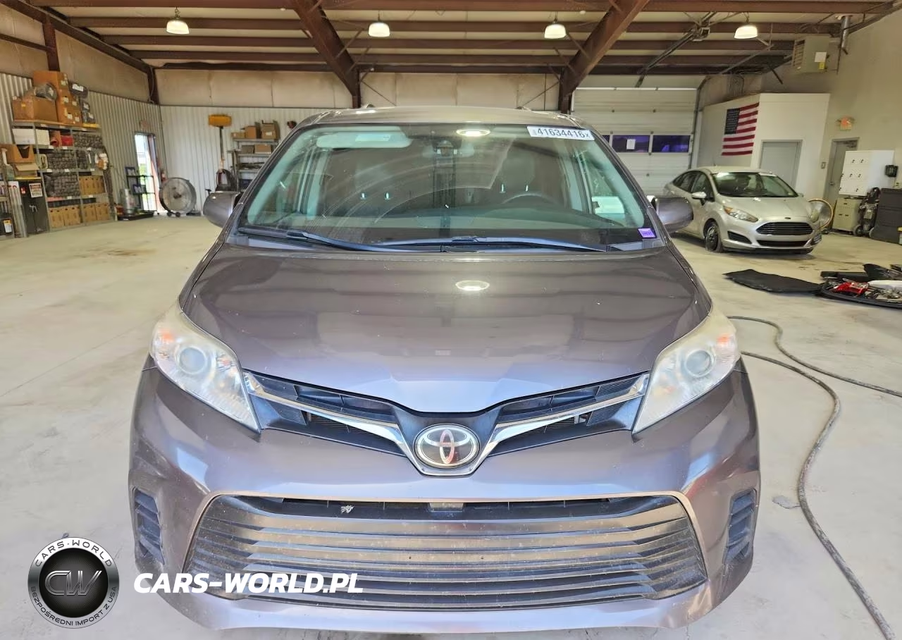 2019 Toyota Sienna Le VIN:5TDKZ3DC0KS969110 - 5