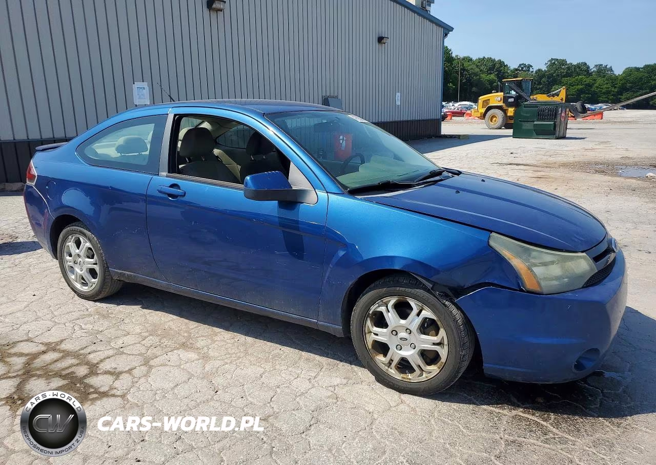 2009 Ford Focus Se VIN:1FAHP32NX9W178846 - 4