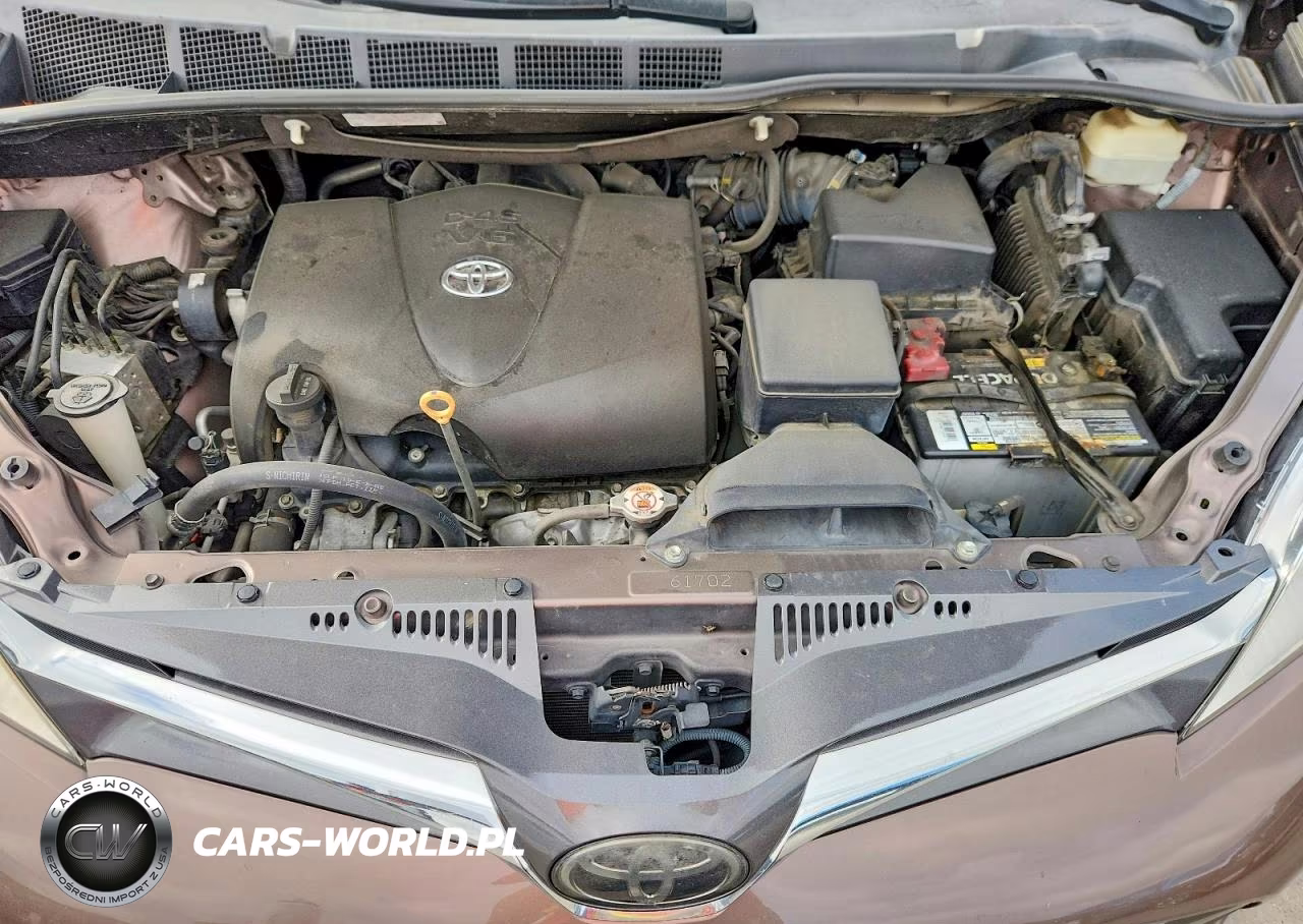 2019 Toyota Sienna Xle 8-Passenger VIN:5TDYZ3DC2KS976750 - 12