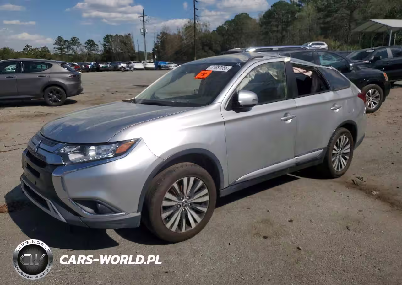 2020 Mitsubishi Outlander Se