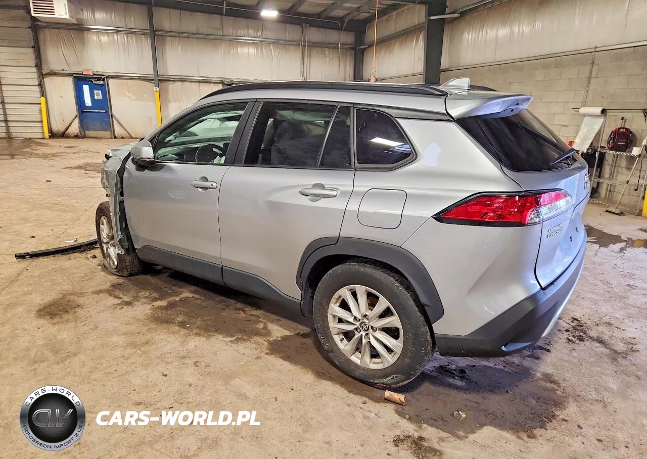 2023 Toyota Corolla Cross Le VIN:7MUCAABG3PV075864 - 2