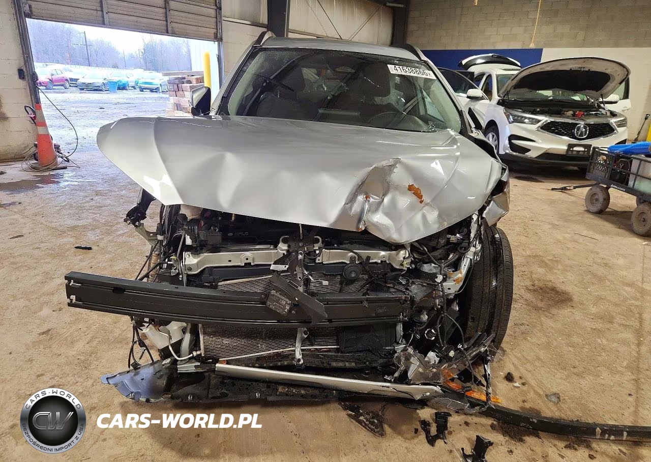 2023 Toyota Corolla Cross Le VIN:7MUCAABG3PV075864 - 5