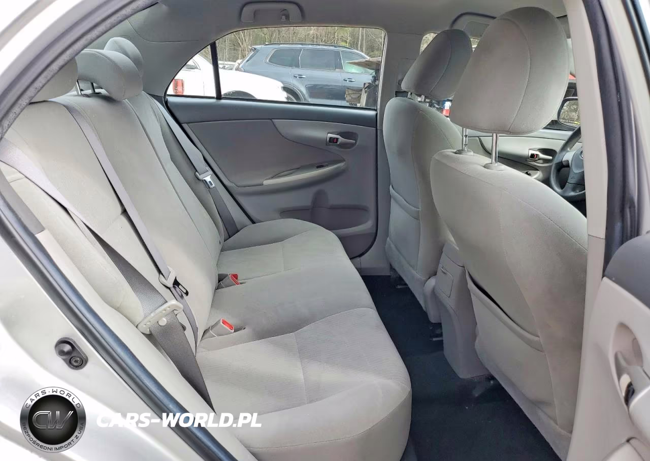 2010 Toyota Corolla Le VIN:2T1BU4EE6AC503032 - 10