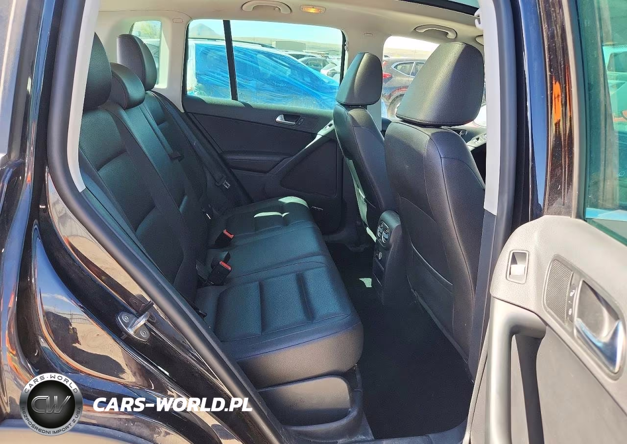 2015 Volkswagen Tiguan S VIN:WVGBV7AX1FW603250 - 10