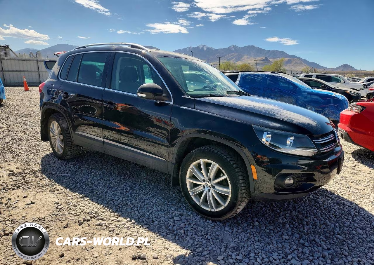 2015 Volkswagen Tiguan S VIN:WVGBV7AX1FW603250 - 4
