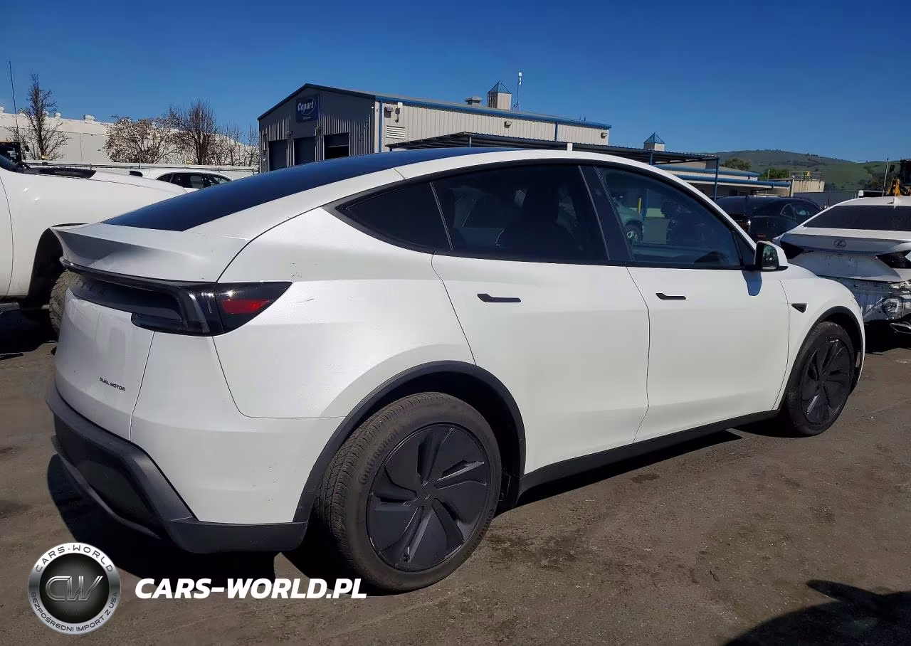 2026 Tesla Model Y VIN:7SAYGDEE3TF364903 - 3