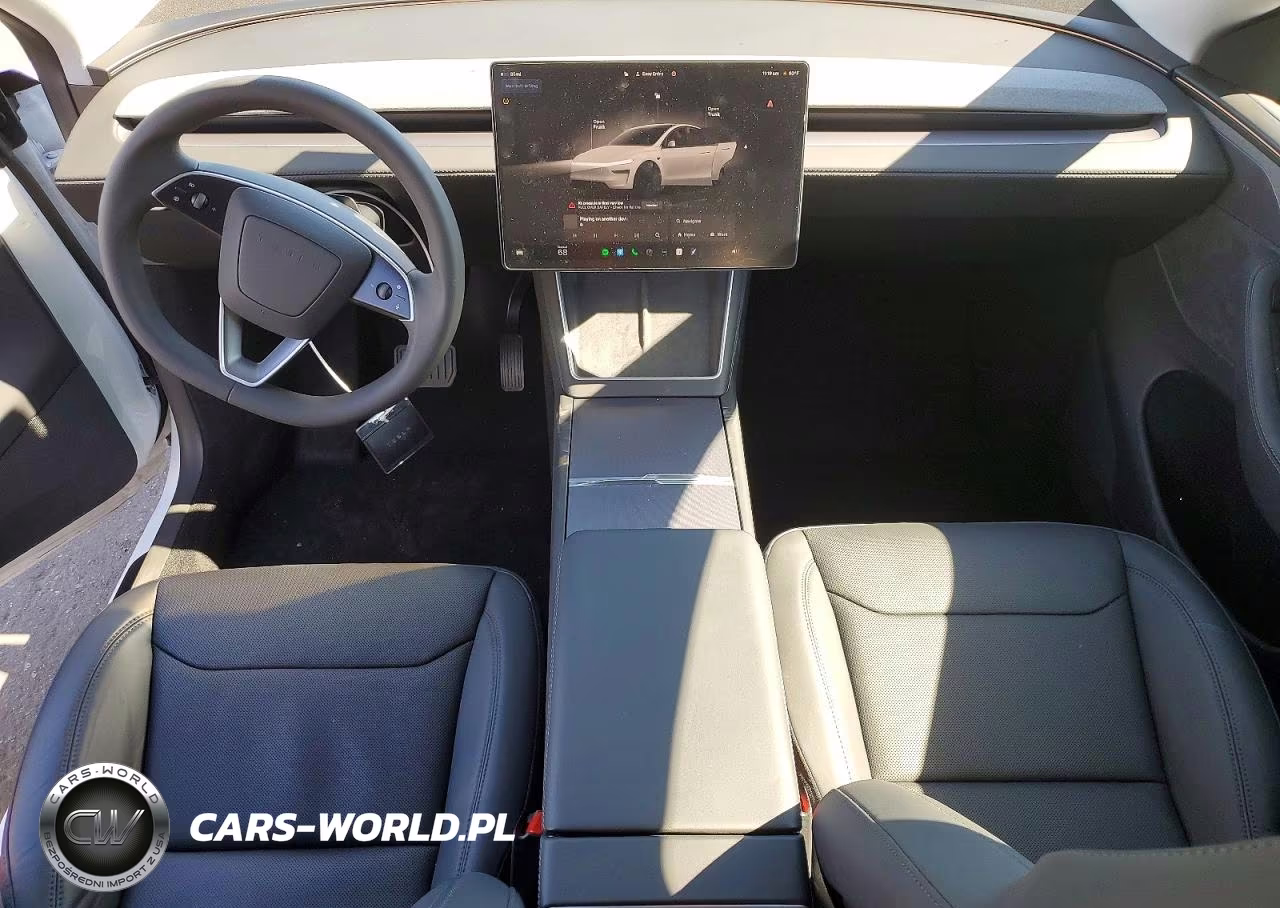 2026 Tesla Model Y VIN:7SAYGDEE3TF364903 - 8