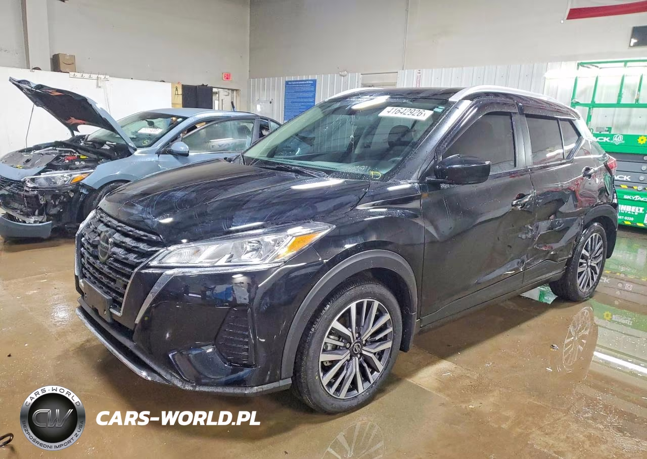 2021 Nissan Kicks Sv