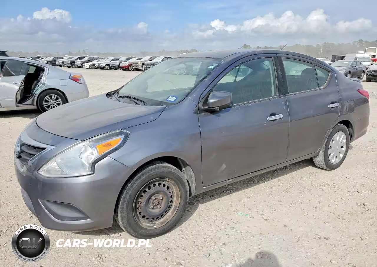 2017 Nissan Versa 1.6 Sv