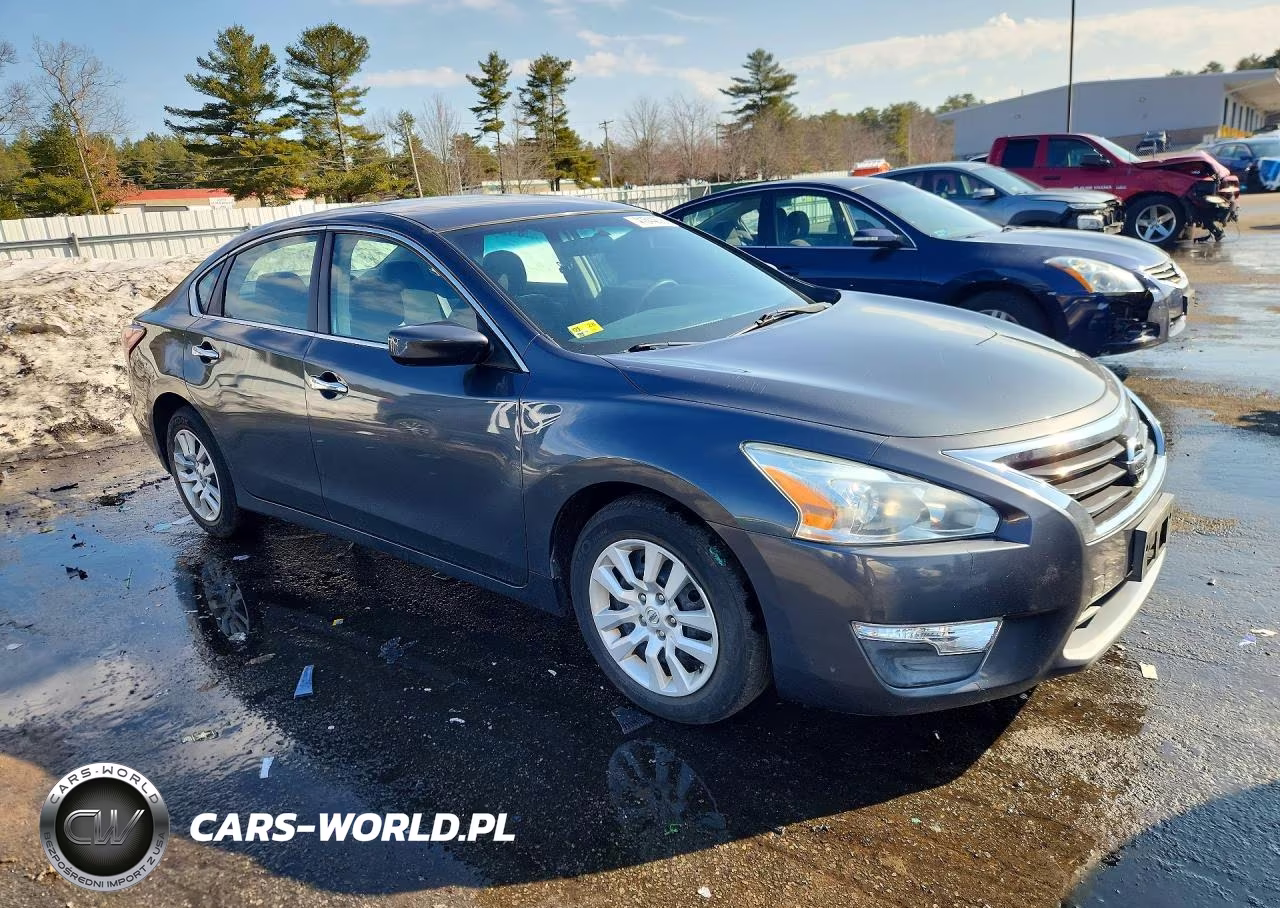 2013 Nissan Altima 2.5 VIN:1N4AL3AP9DC917943 - 4