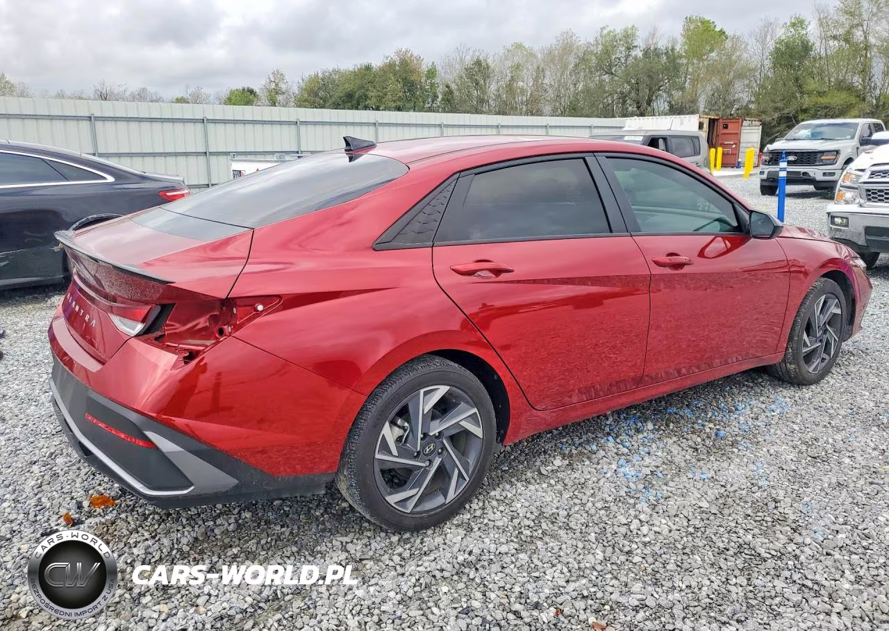 2025 Hyundai Elantra Sel Sport VIN:KMHLM4DG4SU972613 - 3