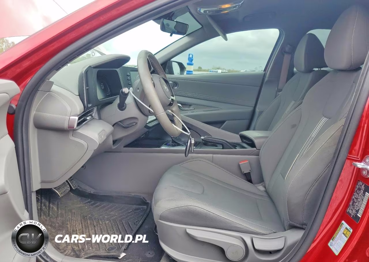 2025 Hyundai Elantra Sel Sport VIN:KMHLM4DG4SU972613 - 7