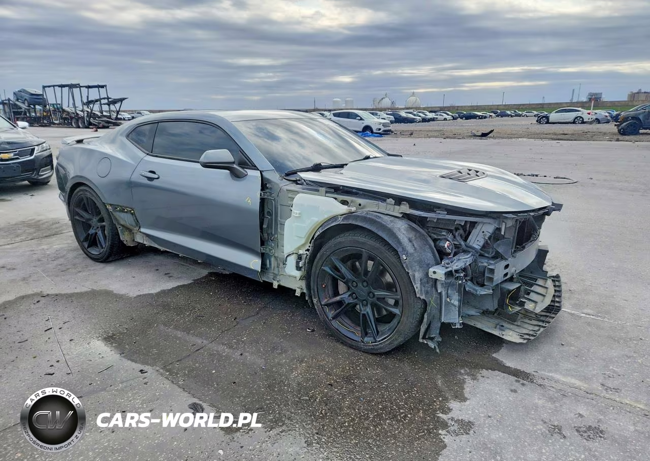 2021 Chevrolet Camaro Lz VIN:1G1FF1R74M0136824 - 4