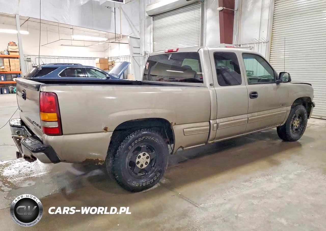 1999 Chevrolet Silverado K1500 VIN:2GCEK19T7X1180353 - 3