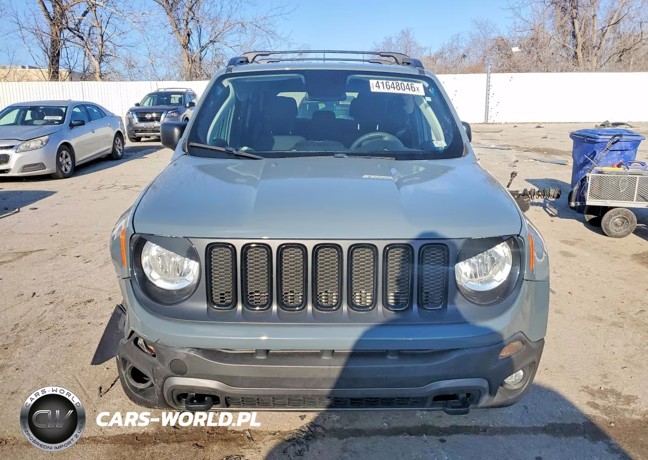 2018 Jeep Renegade Sport VIN:ZACCJBAB5JPH65397 - 5