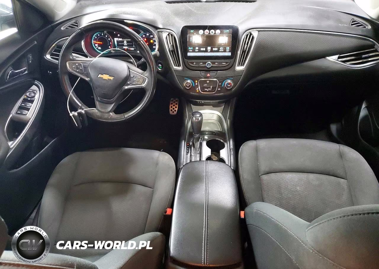 2017 Chevrolet Malibu Lt VIN:1G1ZE5ST1HF103796 - 8