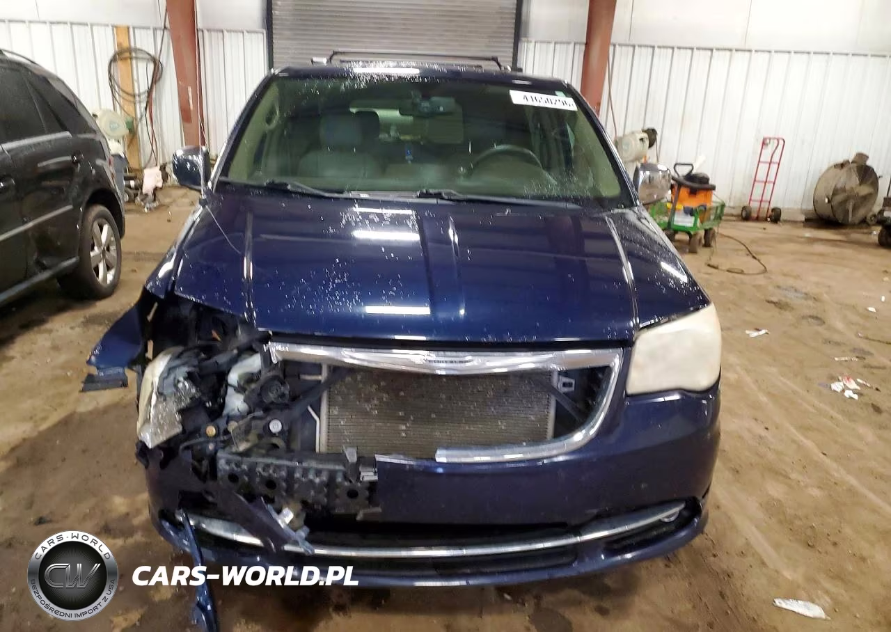 2013 Chrysler Town & Country Touring L VIN:2C4RC1CG6DR565006 - 5