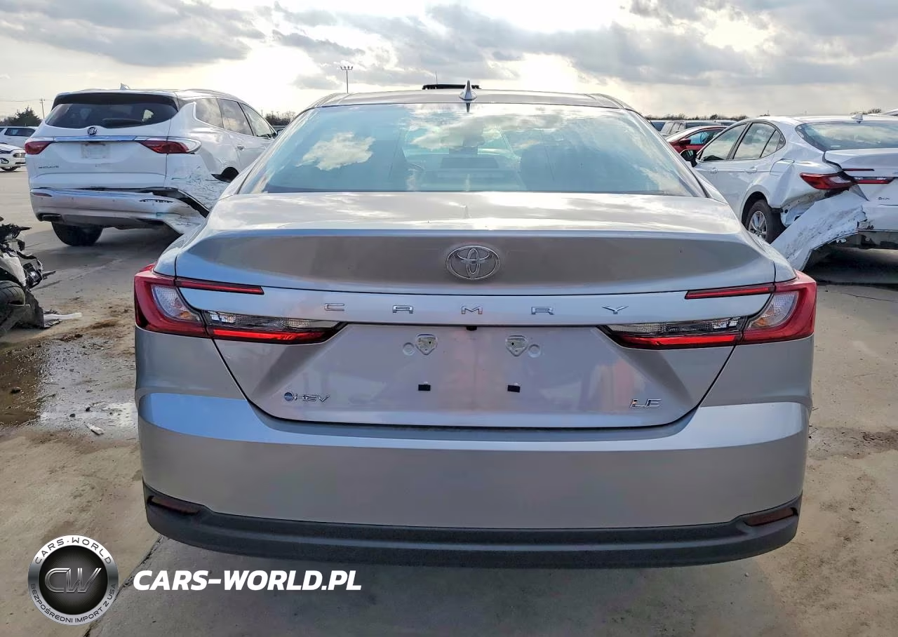 2026 Toyota Camry Le VIN:4T1DAACKXTU255930 - 6