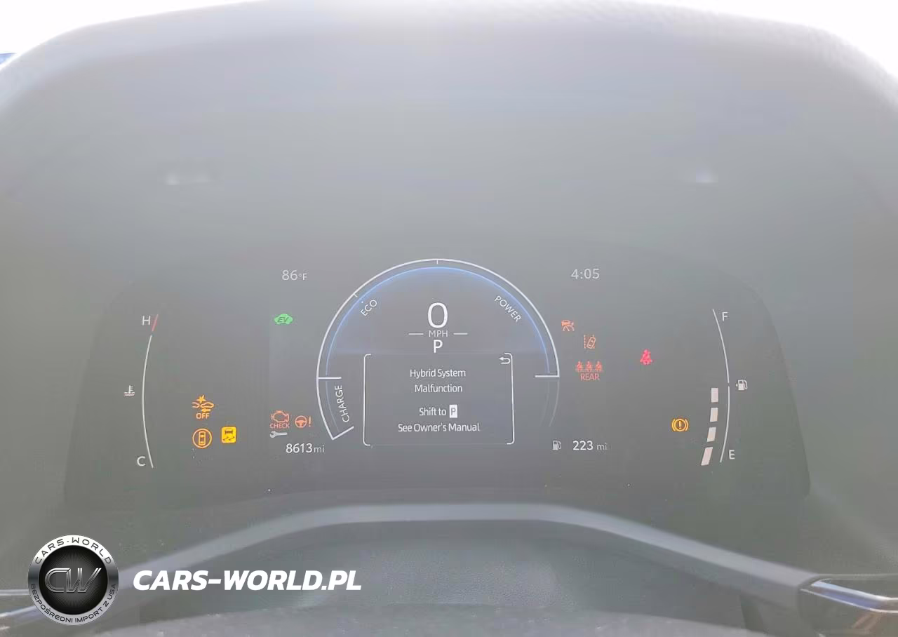 2026 Toyota Camry Le VIN:4T1DAACKXTU255930 - 9