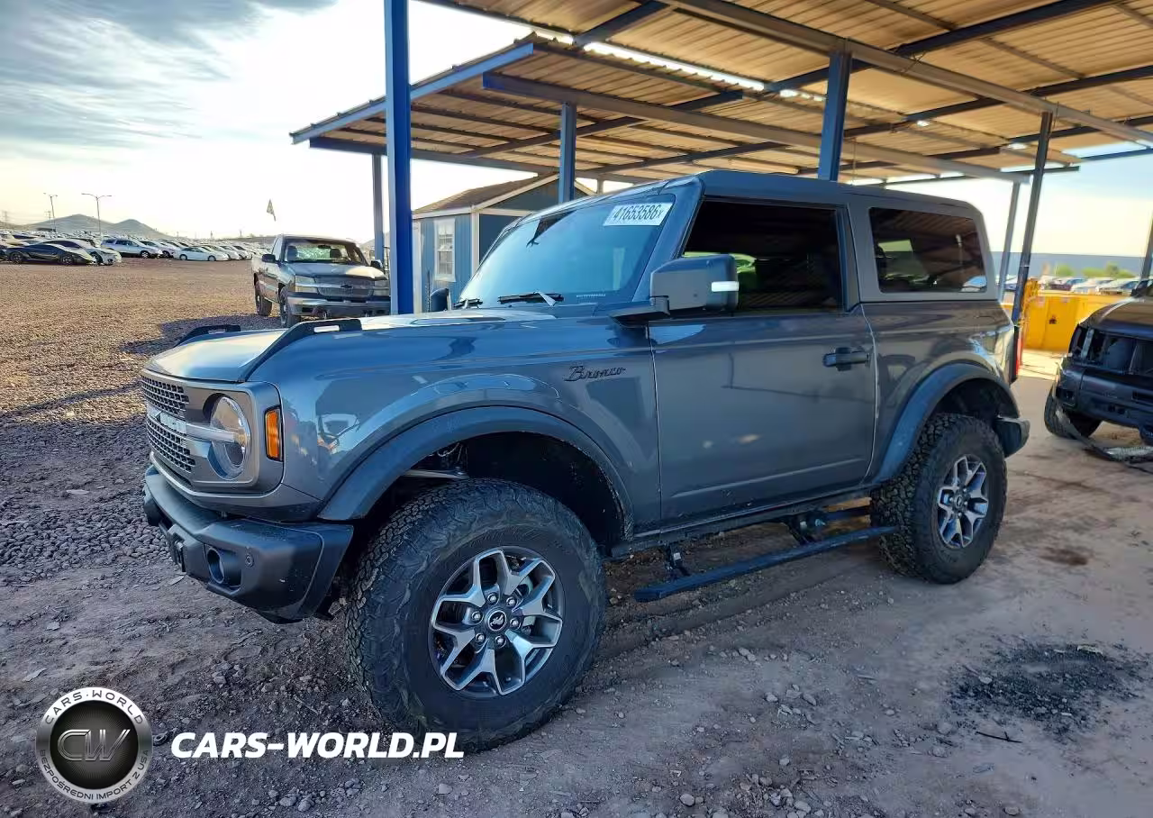 2023 Ford Bronco Base