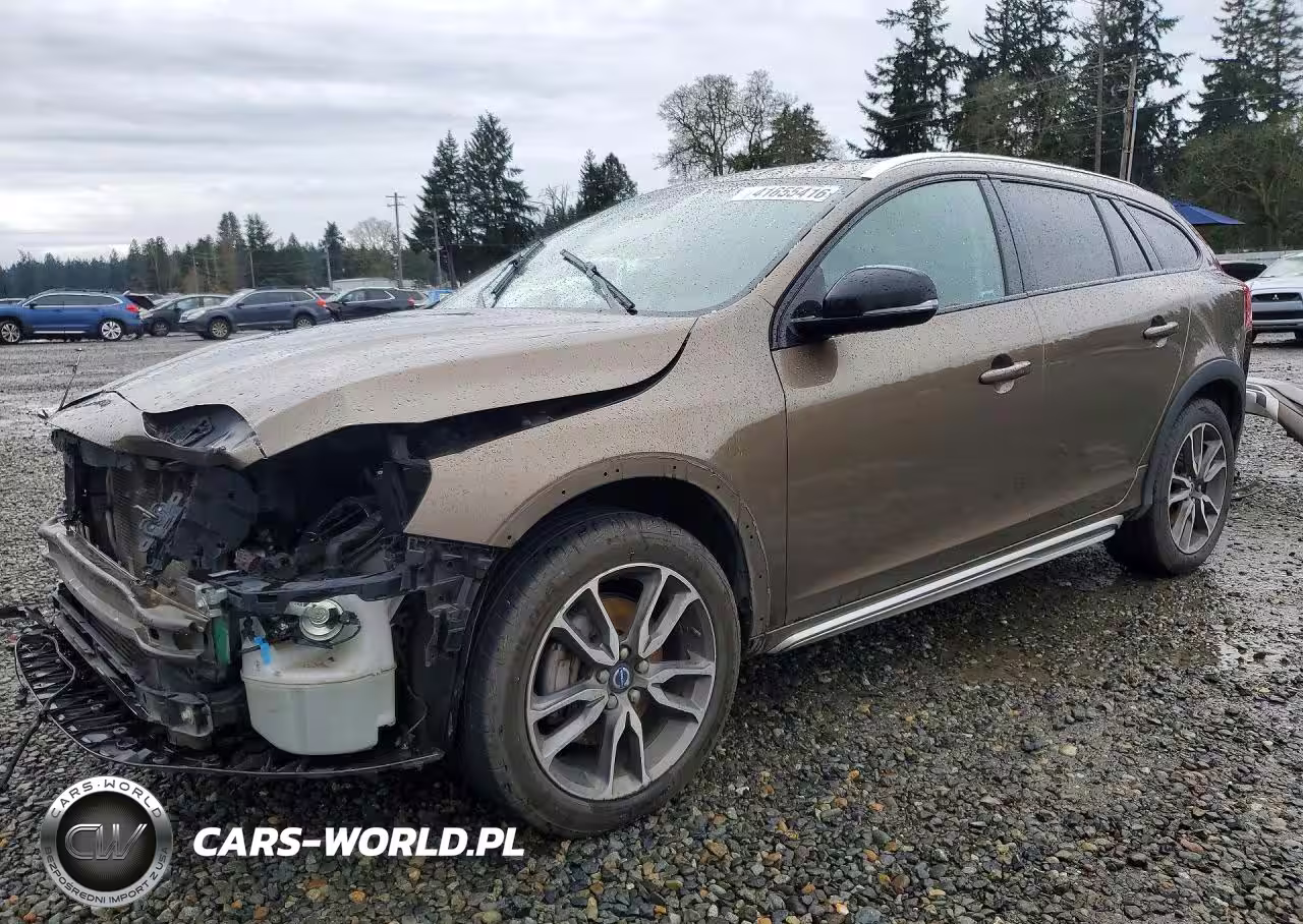 2016 Volvo V60 Cross Country Premier