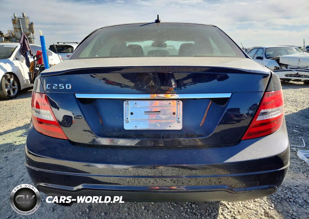 2014 Mercedes-Benz C 250 VIN:WDDGF4HB5ER302662 - 6