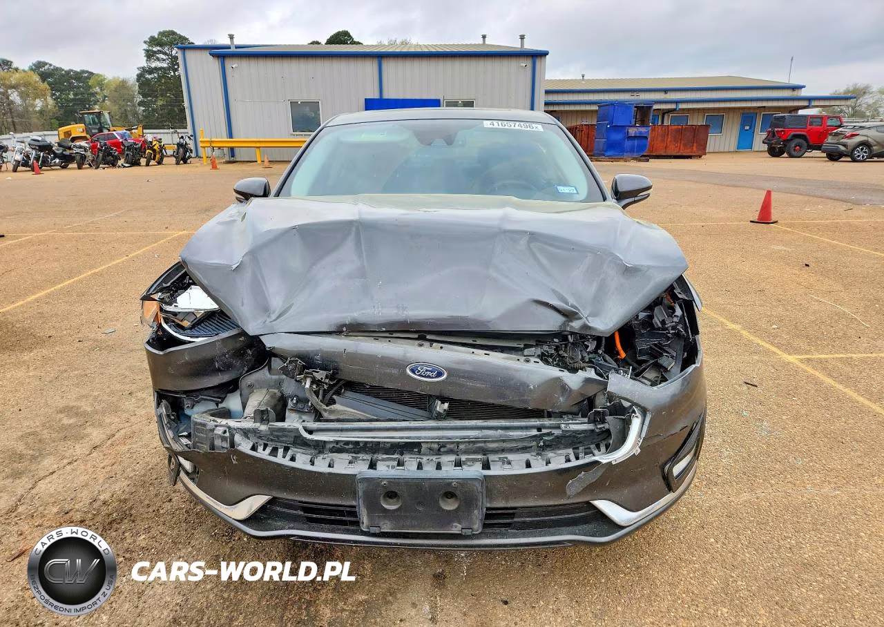 2019 Ford Fusion Titanium VIN:3FA6P0SU0KR286401 - 5