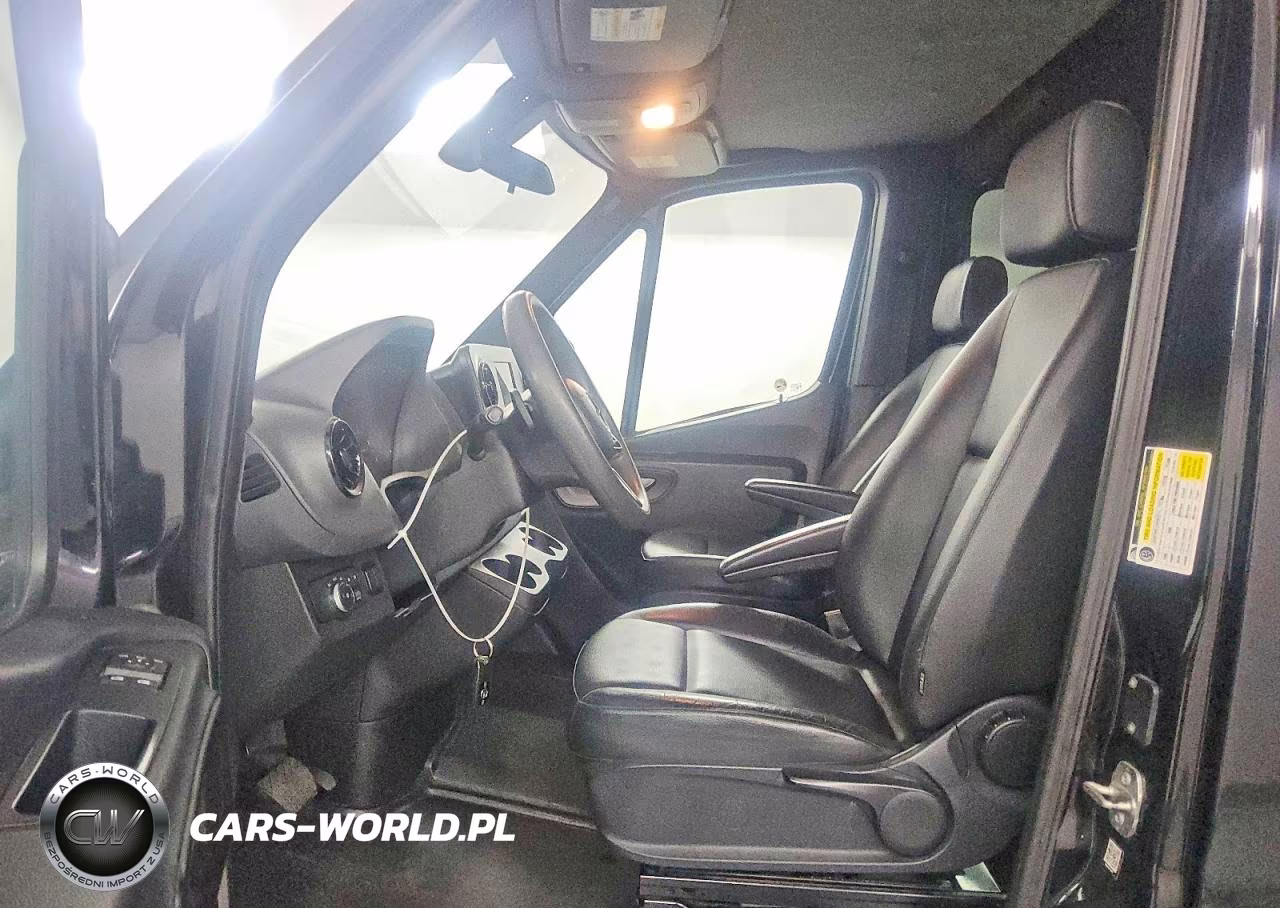 2019 Mercedes-Benz Sprinter 2500 VIN:WDZPF1CD4KP124204 - 7