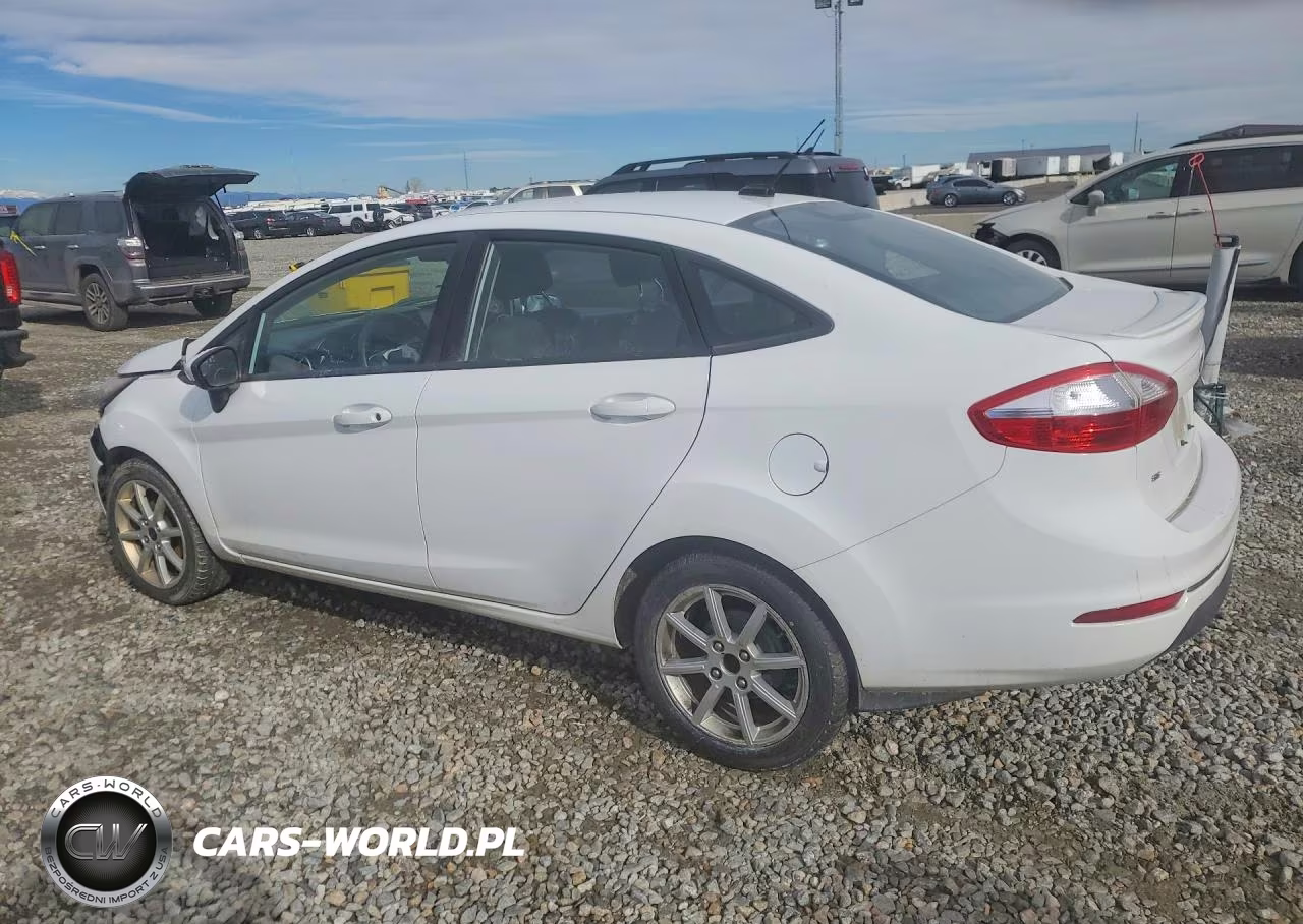 2019 Ford Fiesta Se VIN:3FADP4BJXKM123739 - 2